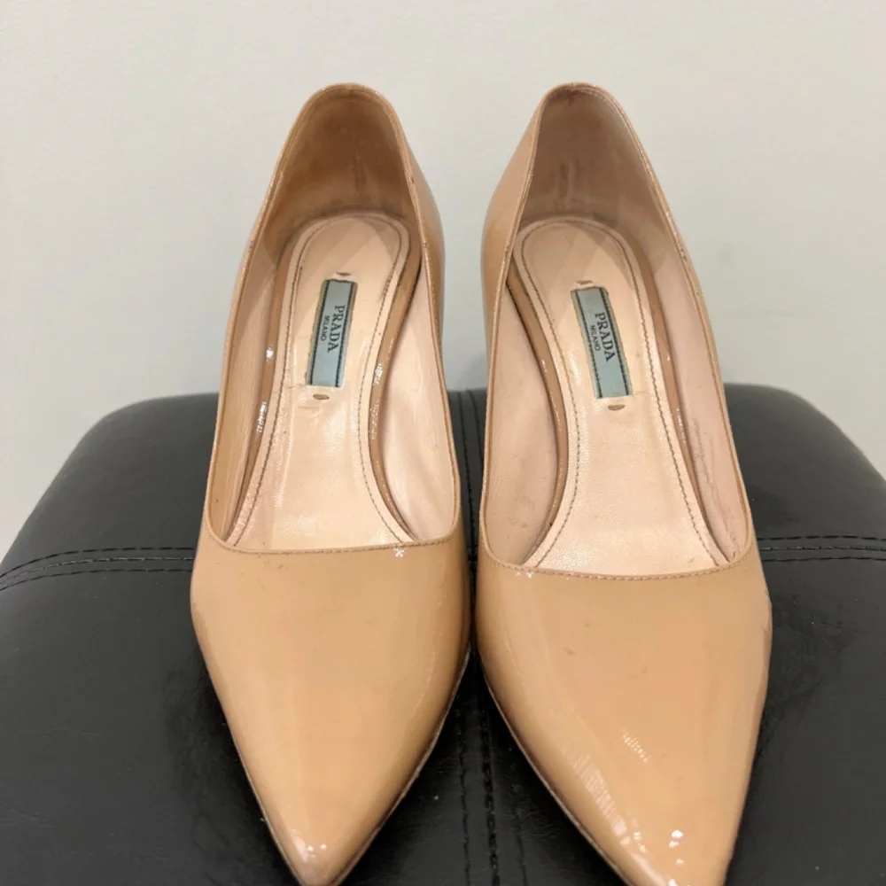 Prada saffiano leather pumps - Picture 3 of 7